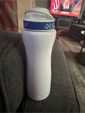Cirkul stainless White & Blue Insulated Water Bottle